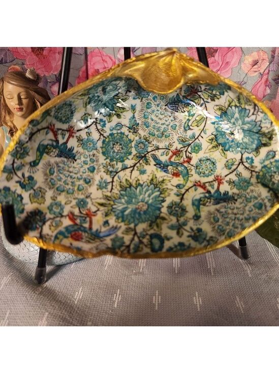 Other - DECOUPAGE CLAM SHELL  